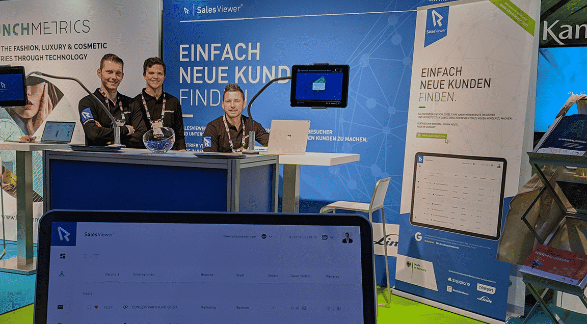 SalesViewer® trade fair booth at the OMR festival